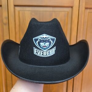 Everett Silvertips Black Felt Cowboy Hat Giveaway From 11/7/25